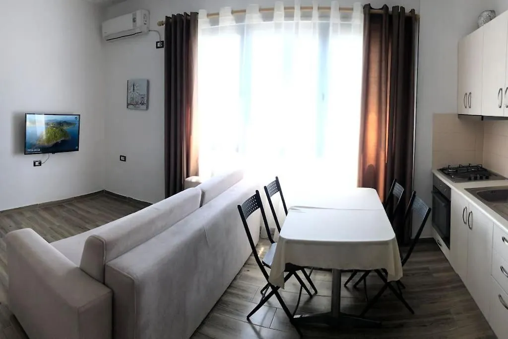 Sea View Deluxe Apartment ドゥラス 0*,  アルバニア